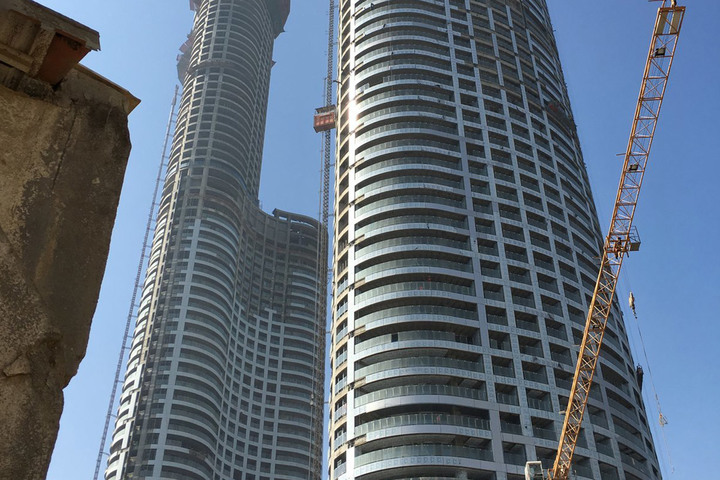 World One Crest di Mumbai: Eterno Ivica è presente! World One Crest di Mumbai: Eterno Ivica è presente!